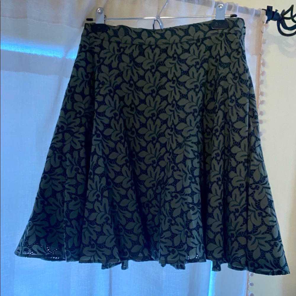Moss green and navy blue lace skirt!